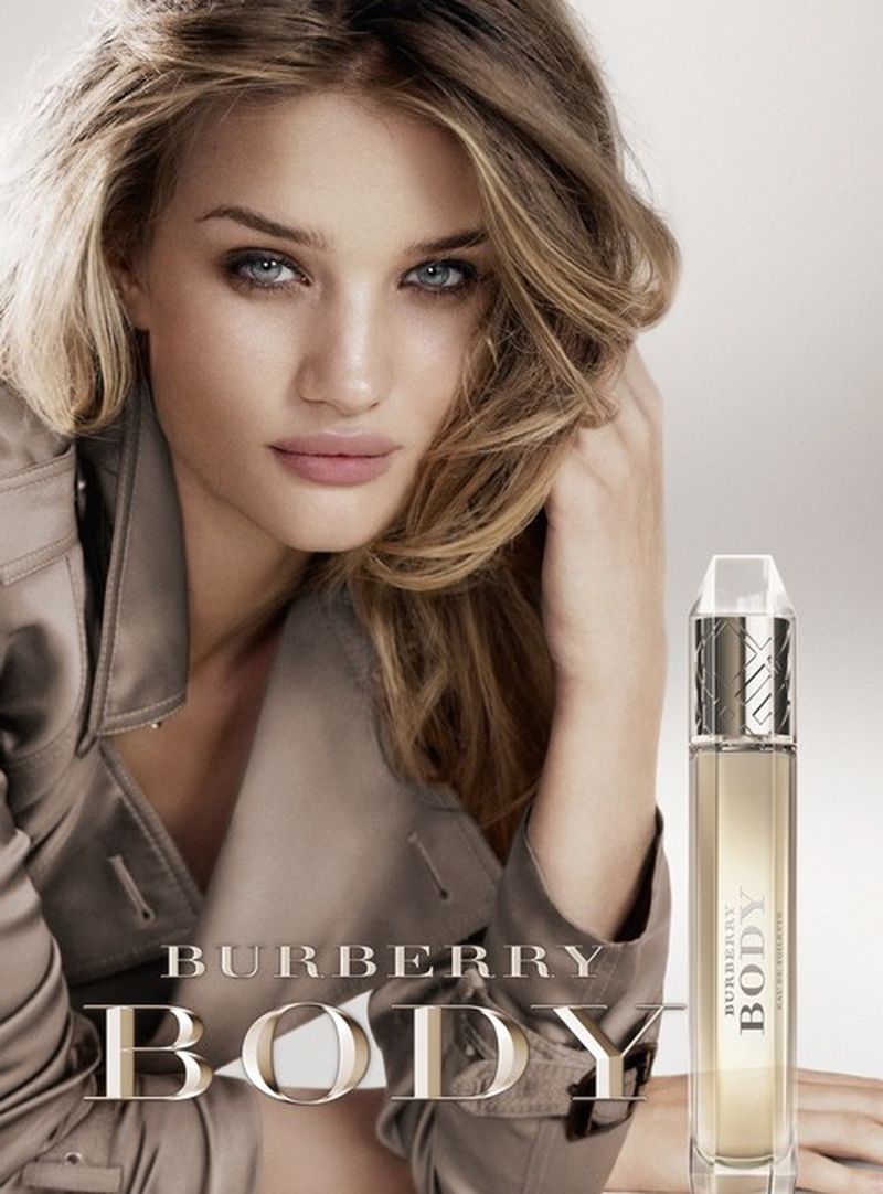 Burberry Body EDT 2 ml   น้ำหอมกลิ่นไซปรัสฟรุ๊ตตี้สำหรับสาวร่วมสมัย บางเบา สดชื่นและสมเป็นหญิงสาว 