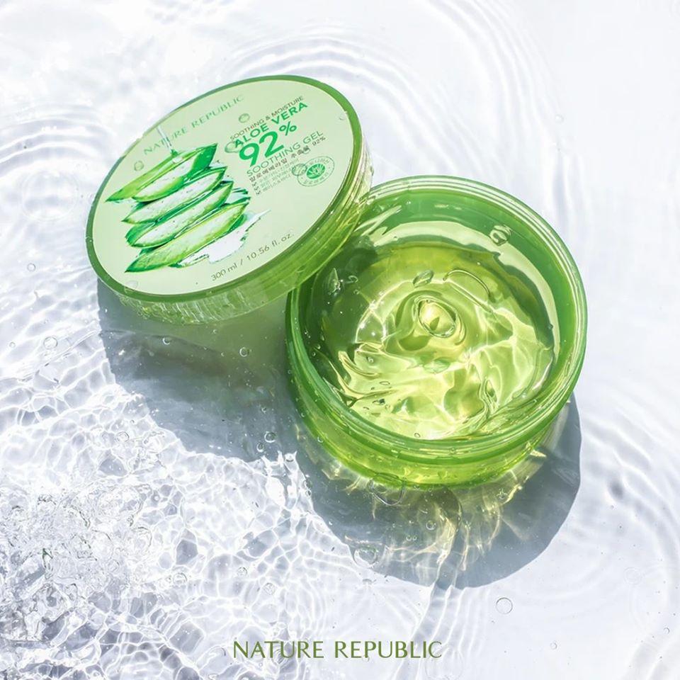 NATURE REPUBLIC ,NATURE REPUBLIC Soothing & Moisture Aloe Vera 92% 300ml ,nature republic korea ,nature republic รีวิว, nature republic aloe vera ,nature republic ของแท้เจลว่านหางจระเข้ ,เจลว่านหางจระเข้ สรรพคุณ ,เจลว่านหางจระเข้ ยี่ห้อไหนดี ,เจลว่านหางจระเข้ รักษาสิว ,เจลว่านหางจระเข้ ทาหน้า ,เจลว่านหางจระเข้ กระปุก