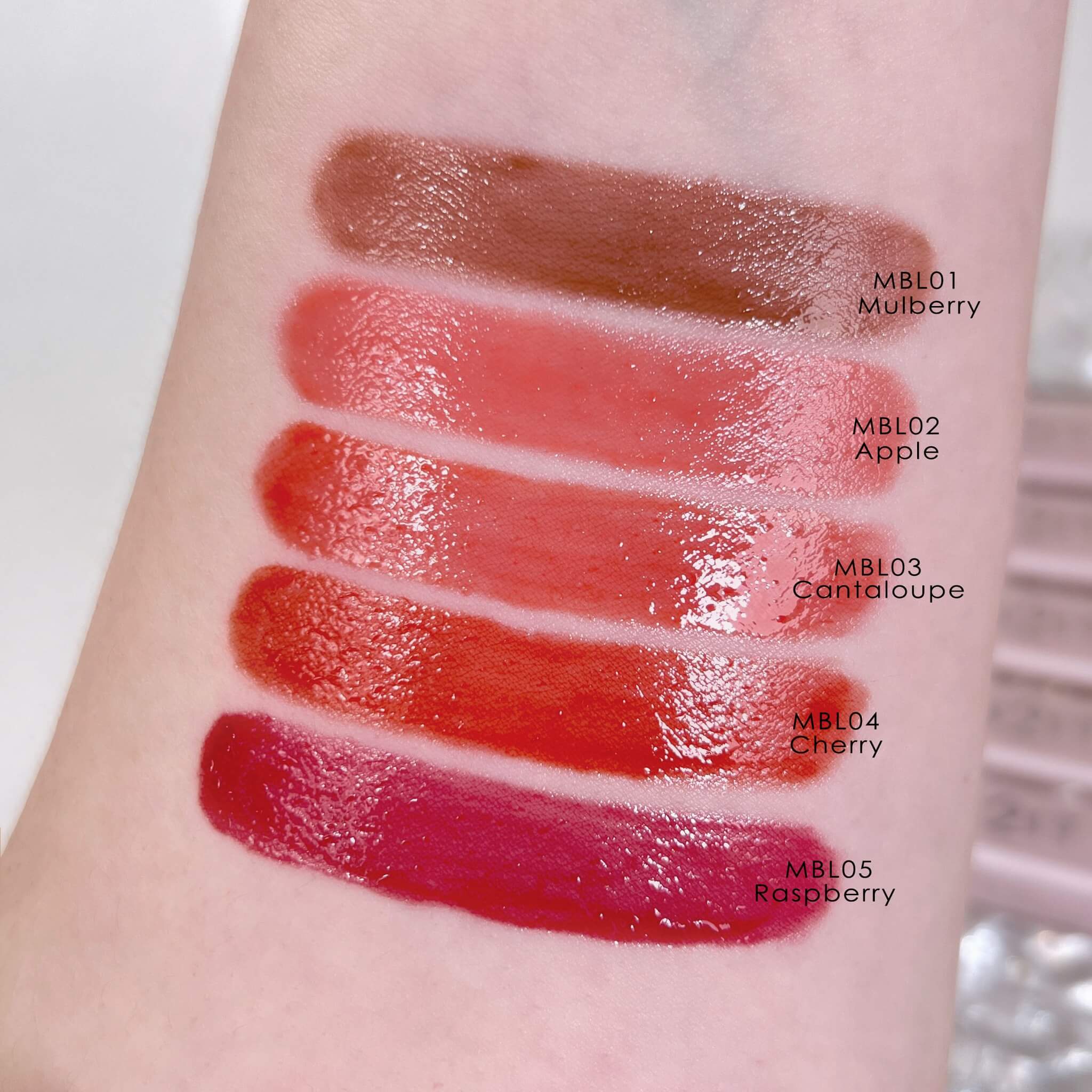 IN2IT Moisture Bomb Lipstick,Moisture Bomb Lipstick,N2IT,ลิปสติก,ลิมปาล์ม,MBL01mulberry,MBL01